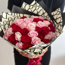 Load image into Gallery viewer, 50 Fresh Roses Bouquet  | The Prestige Roses Spain
