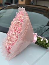 Load image into Gallery viewer, 101 Fresh Roses Bouquet | The Prestige Roses Spain