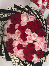 Load image into Gallery viewer, 50 Fresh Roses Bouquet  | The Prestige Roses Spain