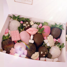 Load image into Gallery viewer, Chocolate Dipped Strawberries Collection | The Prestige Roses Spain