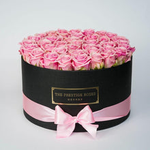 Load image into Gallery viewer, Black Big Box with pink Eternity Roses | The Prestige Roses Spain
