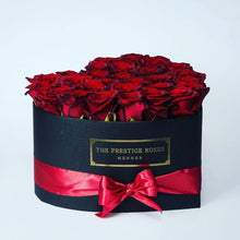 Load image into Gallery viewer, Black Heart Box with red  Eternity Roses | The Prestige Roses Spain