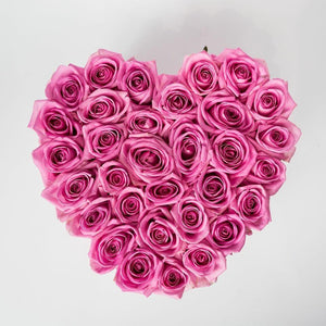 Black Heart Box with pink Eternity Roses | The Prestige Roses Spain