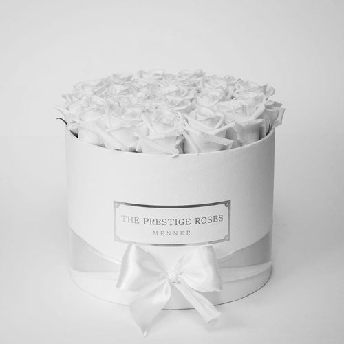 White Medium Box Clients Style Eternity Roses | The Prestige Roses Spain
