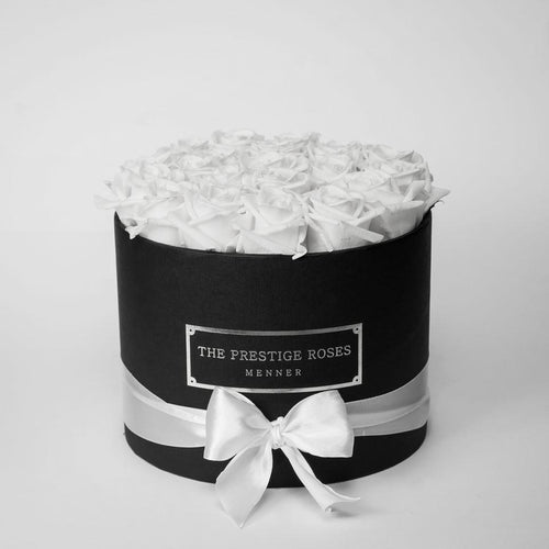 Black Medium Box Clients style Eternity Roses | The Prestige Roses Spain