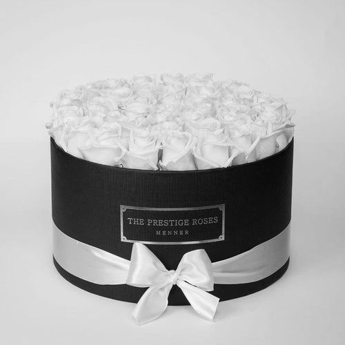 Black Big Box clients style  Eternity Roses | The Prestige Roses Spain